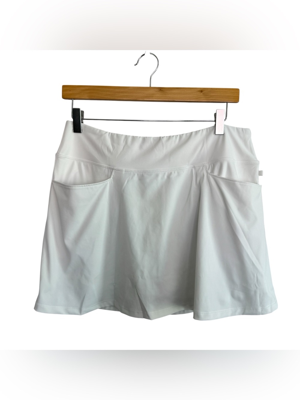 Halara White Workout Skirt Skort Built in Shorts Size Large